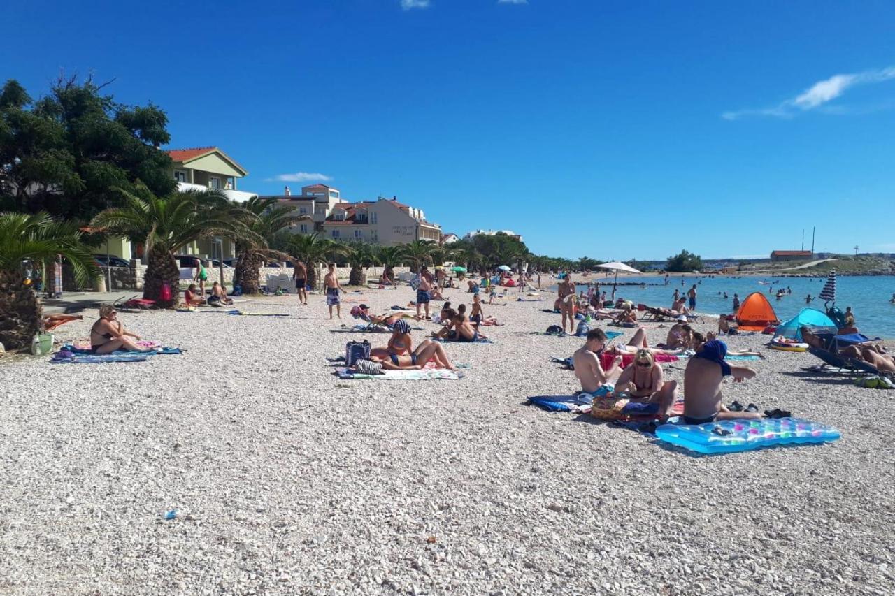 By The Sea Povljana, Pag - 21144 Appartement