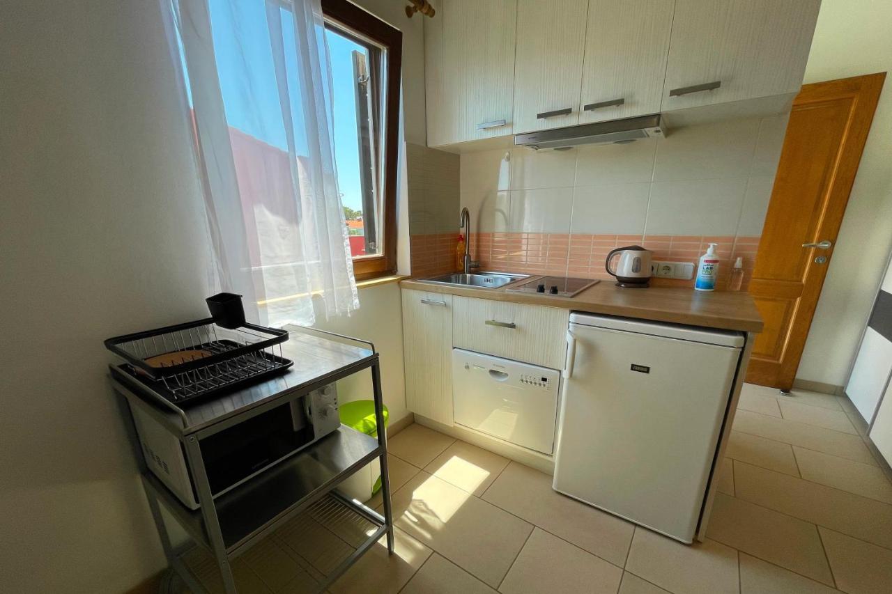By The Sea Povljana, Pag - 21144 Apartma *